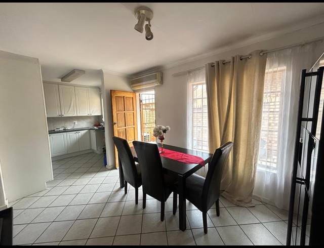 2 BEDROOM PROPERTY TO RENT IN FAERIE GLEN